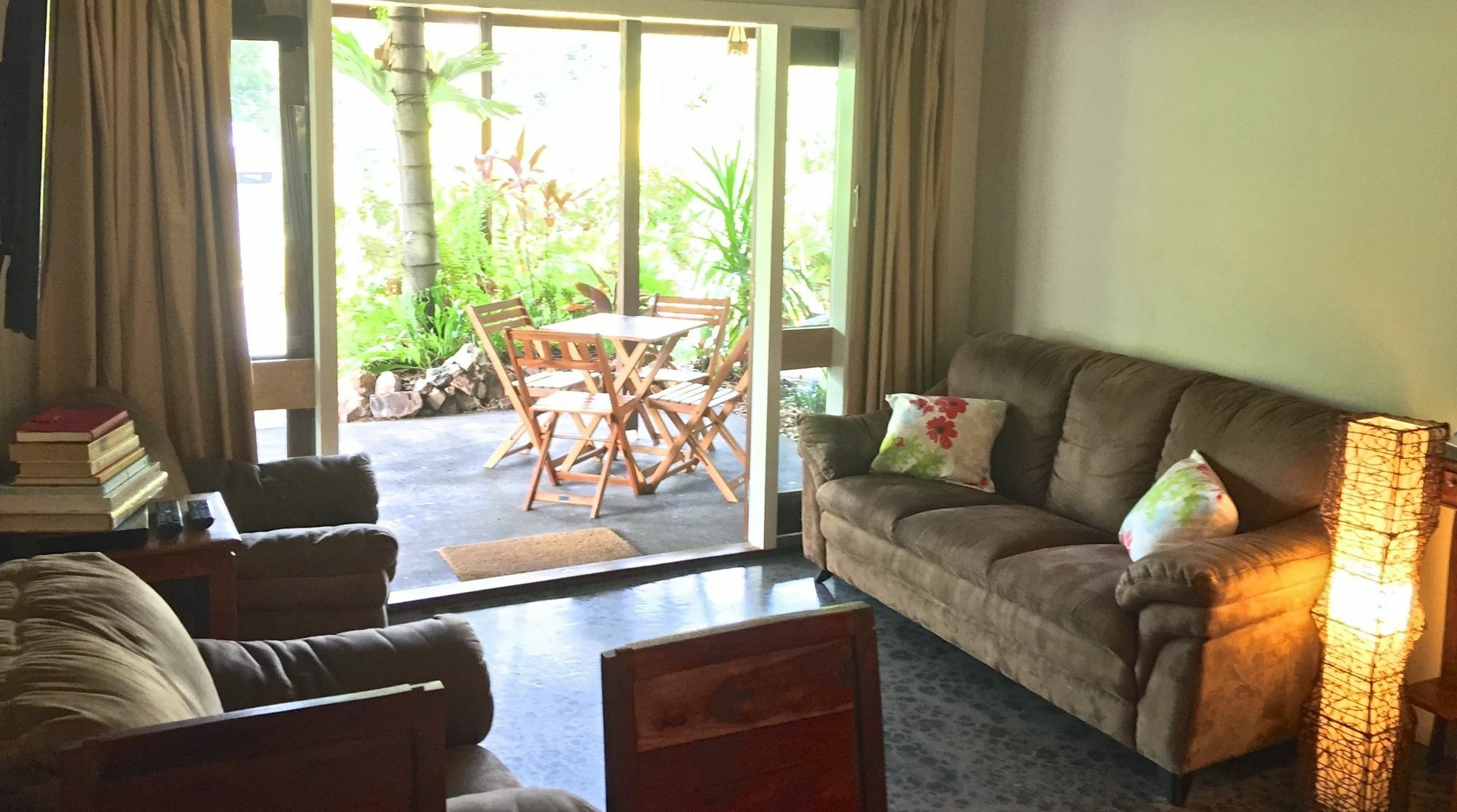 Five 3 Five Urangan Exterior foto