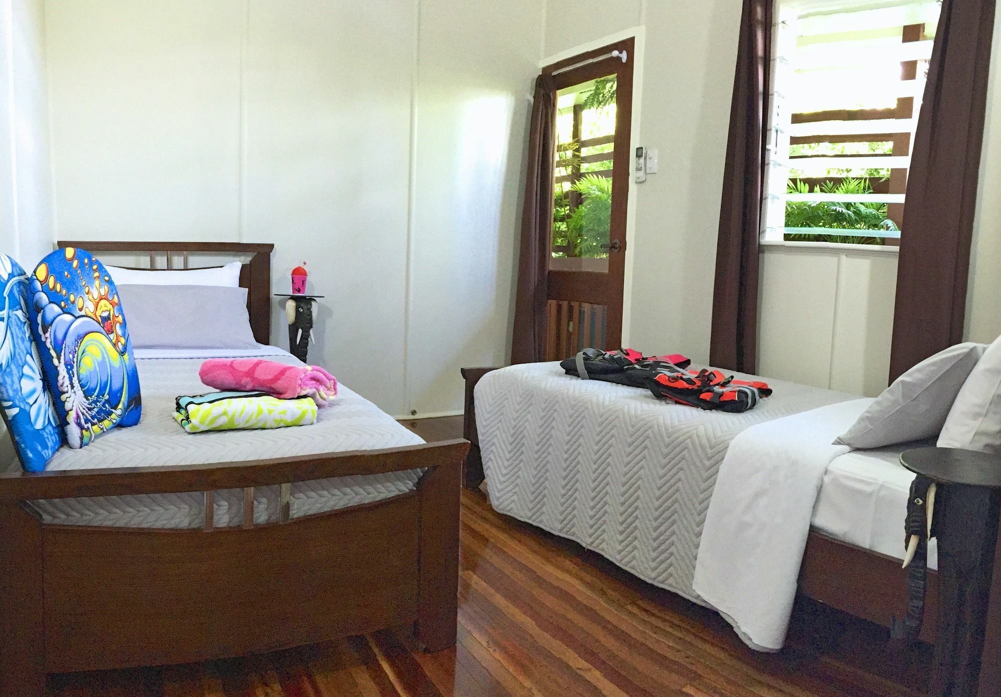 Five 3 Five Urangan Exterior foto