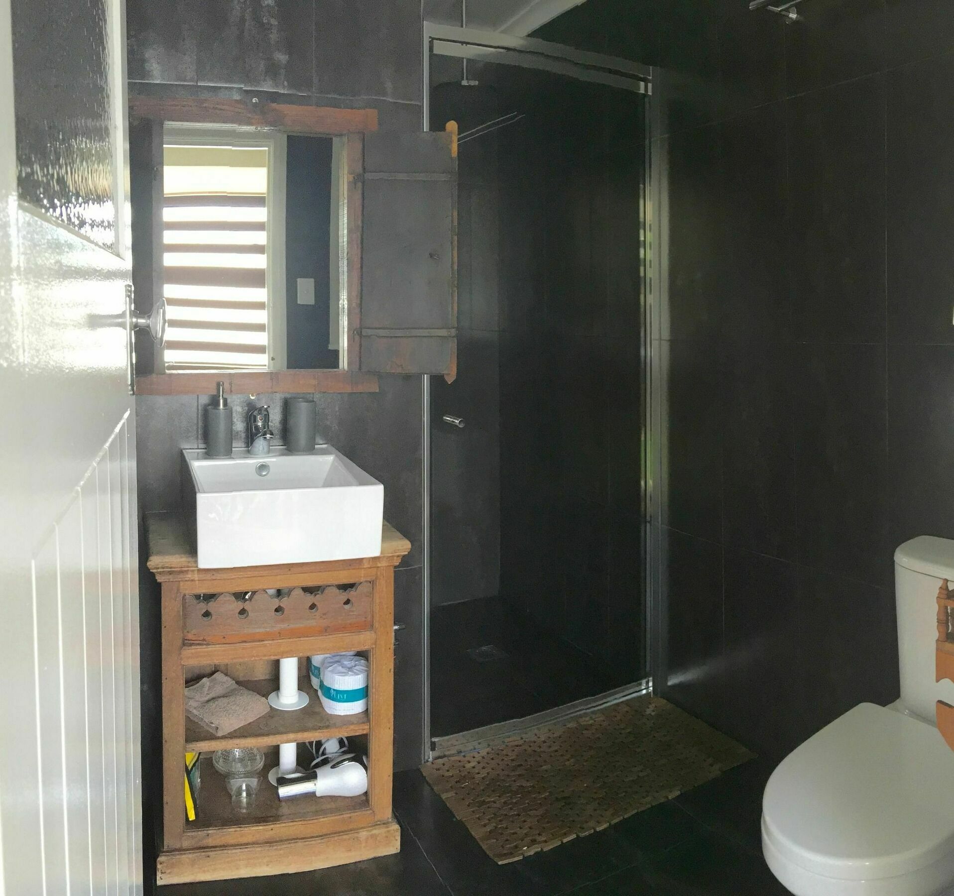Five 3 Five Urangan Exterior foto
